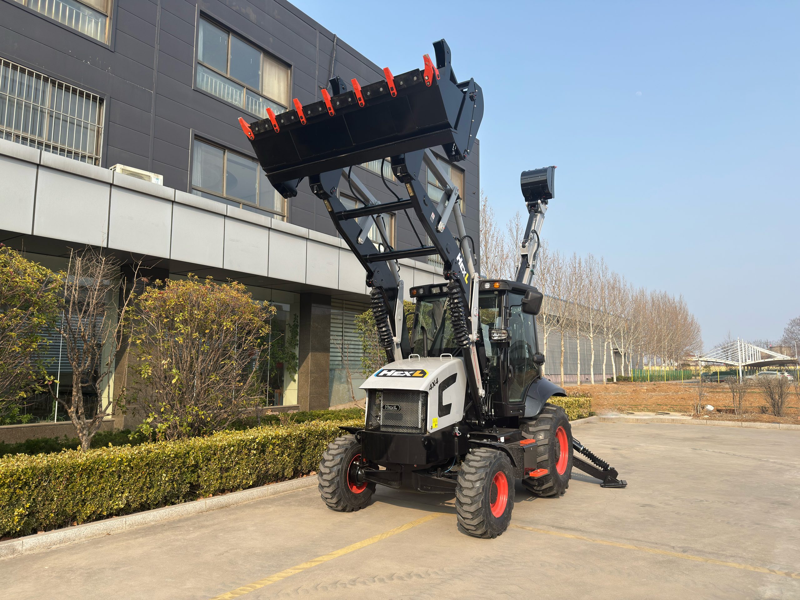 Backhoe Loader Spare Parts Quality: How It Impacts Long-Term Performance